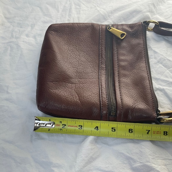 Small Brown Leather Fossil Crossbody - Picture 3 of 11